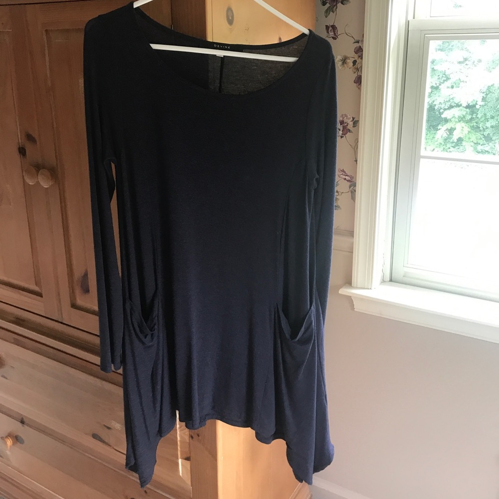 Devine long sleeved shirt